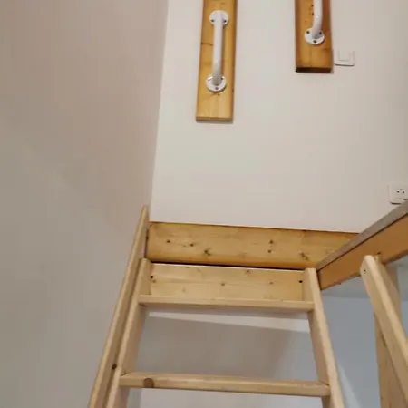 4 Personnes A 2mn De La *